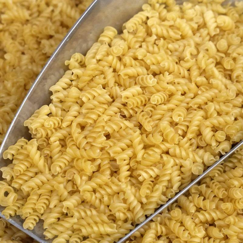 Bio-Instant Nudeln – Erhältlich bei Kornkiste, der nachhaltigen Unverpackt-Online-Foodcoop. Bio, plastikfrei und ökologisch verpackt im praktischen Mehrweg-Großgebinde. Lose und ressourcenschonend für gemeinschaftliches, bewusstes Einkaufen. Jetzt online bestellen!