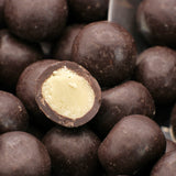 Bio-Schoko-Marzipan Kugeln (vegan) – Erhältlich bei Kornkiste, der nachhaltigen Unverpackt-Online-Foodcoop. Bio, plastikfrei und ökologisch verpackt im praktischen Mehrweg-Großgebinde. Lose und ressourcenschonend für gemeinschaftliches, bewusstes Einkaufen. Jetzt online bestellen!