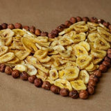Bio-Bananenchips vegan – Erhältlich bei Kornkiste, der nachhaltigen Unverpackt-Online-Foodcoop. Bio, plastikfrei und ökologisch verpackt im praktischen Mehrweg-Großgebinde. Lose und ressourcenschonend für gemeinschaftliches, bewusstes Einkaufen. Jetzt online bestellen!
