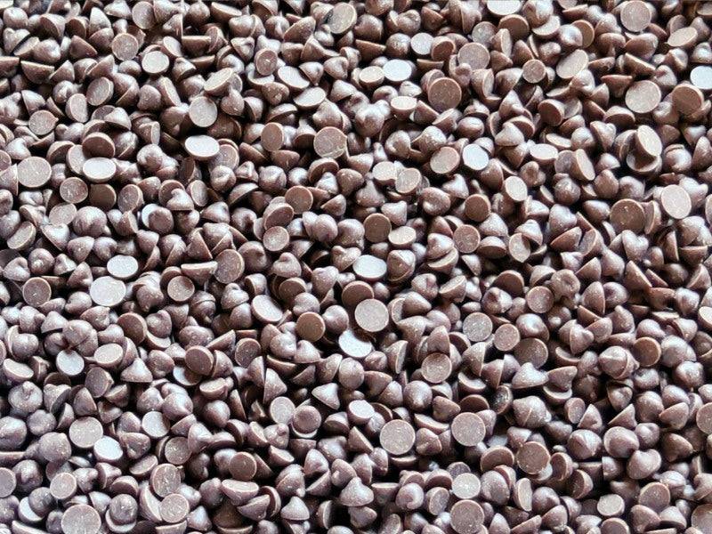 Bio-Schoko Tröpfchen, zartbitter, Backfest, Fair – Erhältlich bei Kornkiste, der nachhaltigen Unverpackt-Online-Foodcoop. Bio, plastikfrei und ökologisch verpackt im praktischen Mehrweg-Großgebinde. Lose und ressourcenschonend für gemeinschaftliches, bewusstes Einkaufen. Jetzt online bestellen!