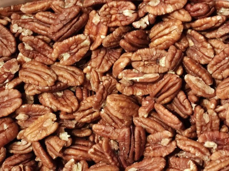 Bio-Pekannüsse – Erhältlich bei Kornkiste, der nachhaltigen Unverpackt-Online-Foodcoop. Bio, plastikfrei und ökologisch verpackt im praktischen Mehrweg-Großgebinde. Lose und ressourcenschonend für gemeinschaftliches, bewusstes Einkaufen. Jetzt online bestellen!