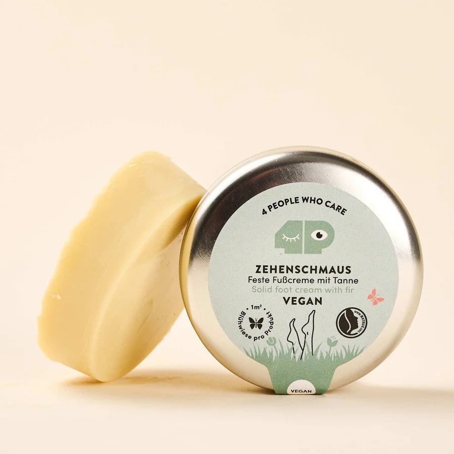 4peoplewhocare feste Fußcreme "Zehenschmaus" – Erhältlich bei Kornkiste, der nachhaltigen Unverpackt-Online-Foodcoop. Bio, plastikfrei und ökologisch verpackt im praktischen Mehrweg-Großgebinde. Lose und ressourcenschonend für gemeinschaftliches, bewusstes Einkaufen. Jetzt online bestellen!