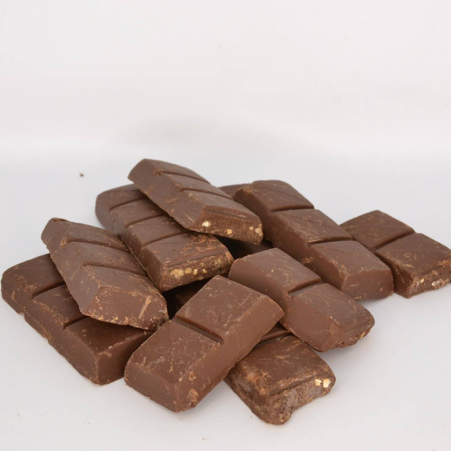 Bio-Schokolade (Bruch) "Nougat-Krokant" – Erhältlich bei Kornkiste, der nachhaltigen Unverpackt-Online-Foodcoop. Bio, plastikfrei und ökologisch verpackt im praktischen Mehrweg-Großgebinde. Lose und ressourcenschonend für gemeinschaftliches, bewusstes Einkaufen. Jetzt online bestellen!
