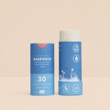4peoplewhocare feste Sonnencreme "Naseweiss" (LSF 30) – Erhältlich bei Kornkiste, der nachhaltigen Unverpackt-Online-Foodcoop. Bio, plastikfrei und ökologisch verpackt im praktischen Mehrweg-Großgebinde. Lose und ressourcenschonend für gemeinschaftliches, bewusstes Einkaufen. Jetzt online bestellen!