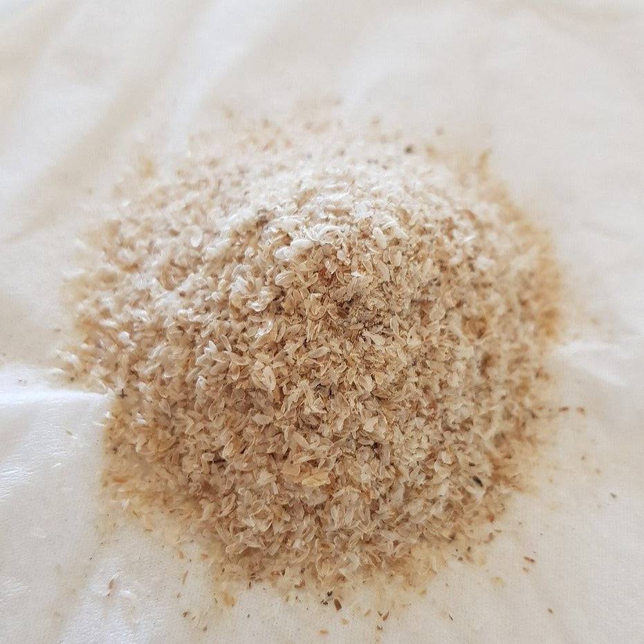 Bio-Flohsamenschalen – Erhältlich bei Kornkiste, der nachhaltigen Unverpackt-Online-Foodcoop. Bio, plastikfrei und ökologisch verpackt im praktischen Mehrweg-Großgebinde. Lose und ressourcenschonend für gemeinschaftliches, bewusstes Einkaufen. Jetzt online bestellen!