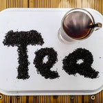 Bio-Tee Schwarztee Darjeeling – Erhältlich bei Kornkiste, der nachhaltigen Unverpackt-Online-Foodcoop. Bio, plastikfrei und ökologisch verpackt im praktischen Mehrweg-Großgebinde. Lose und ressourcenschonend für gemeinschaftliches, bewusstes Einkaufen. Jetzt online bestellen!