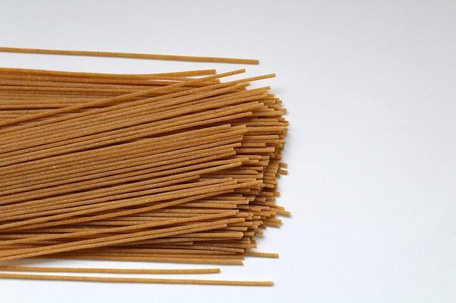 Bio-Nudeln (Spaghetti) Vollkorn – Erhältlich bei Kornkiste, der nachhaltigen Unverpackt-Online-Foodcoop. Bio, plastikfrei und ökologisch verpackt im praktischen Mehrweg-Großgebinde. Lose und ressourcenschonend für gemeinschaftliches, bewusstes Einkaufen. Jetzt online bestellen!