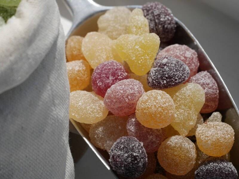 Bio-Fruchtgummis Saure Beeren (vegan) – Erhältlich bei Kornkiste, der nachhaltigen Unverpackt-Online-Foodcoop. Bio, plastikfrei und ökologisch verpackt im praktischen Mehrweg-Großgebinde. Lose und ressourcenschonend für gemeinschaftliches, bewusstes Einkaufen. Jetzt online bestellen!