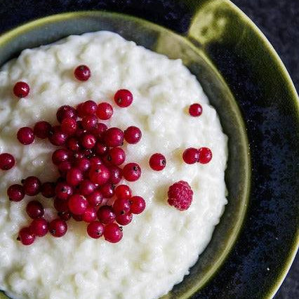 Bio-Reis rund weiß (Milchreis/Risottoreis) – Erhältlich bei Kornkiste, der nachhaltigen Unverpackt-Online-Foodcoop. Bio, plastikfrei und ökologisch verpackt im praktischen Mehrweg-Großgebinde. Lose und ressourcenschonend für gemeinschaftliches, bewusstes Einkaufen. Jetzt online bestellen!