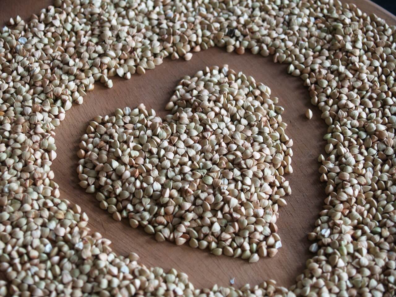 Bio-Buchweizen aus Taiwan – Erhältlich bei Kornkiste, der nachhaltigen Unverpackt-Online-Foodcoop. Bio, plastikfrei und ökologisch verpackt im praktischen Mehrweg-Großgebinde. Lose und ressourcenschonend für gemeinschaftliches, bewusstes Einkaufen. Jetzt online bestellen!