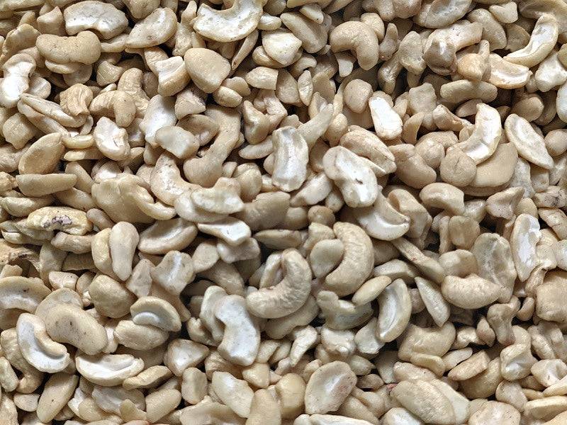 Bio-Cashewkerne halbe (Bruch), unfairtrade – Erhältlich bei Kornkiste, der nachhaltigen Unverpackt-Online-Foodcoop. Bio, plastikfrei und ökologisch verpackt im praktischen Mehrweg-Großgebinde. Lose und ressourcenschonend für gemeinschaftliches, bewusstes Einkaufen. Jetzt online bestellen!